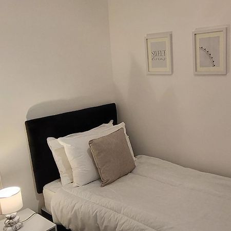 Stunning 2 Bedroom Apartment In Canary Wharf - Morland Apartments London Bilik gambar