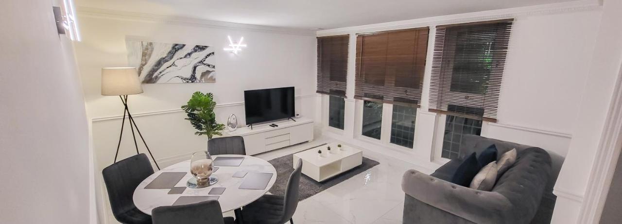 Stunning 2 Bedroom Apartment In Canary Wharf - Morland Apartments London Luaran gambar