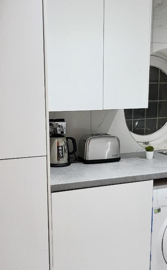 Stunning 2 Bedroom Apartment In Canary Wharf - Morland Apartments London Luaran gambar
