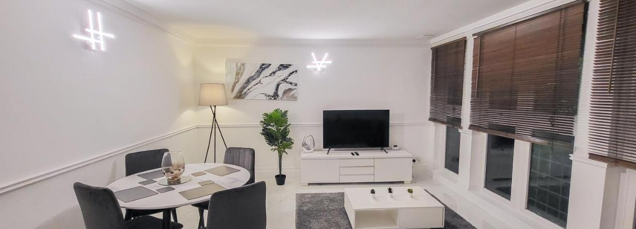 Stunning 2 Bedroom Apartment In Canary Wharf - Morland Apartments London Luaran gambar