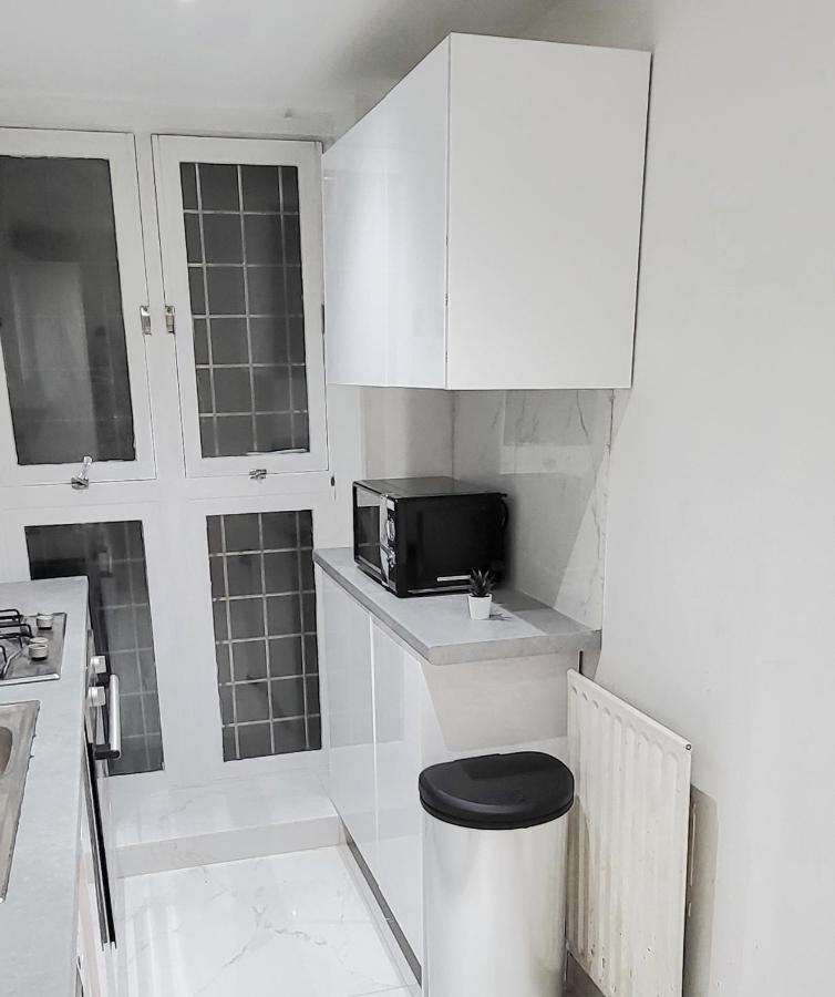 Stunning 2 Bedroom Apartment In Canary Wharf - Morland Apartments London Luaran gambar